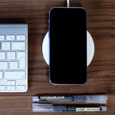 Mophie 10W Wireless Charging Hub